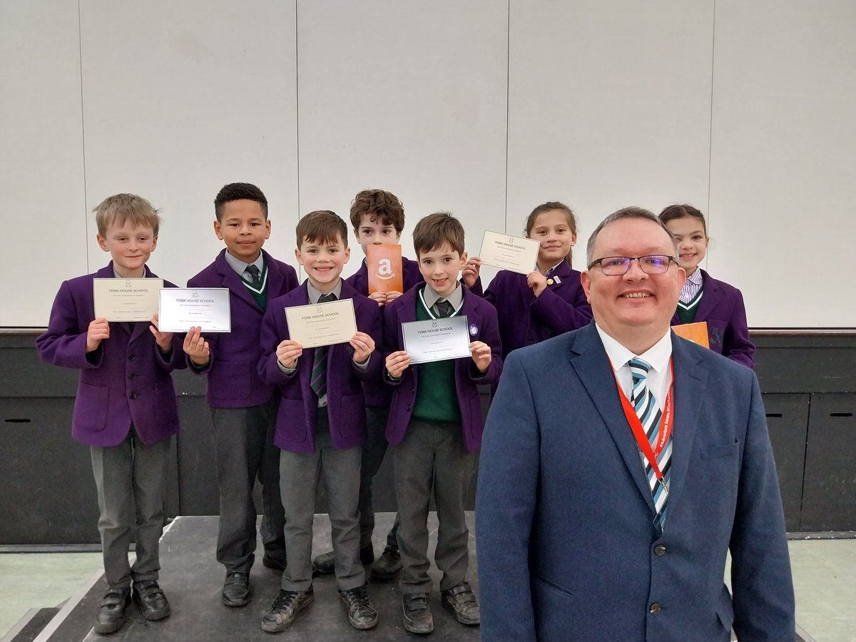 York House English tweet media