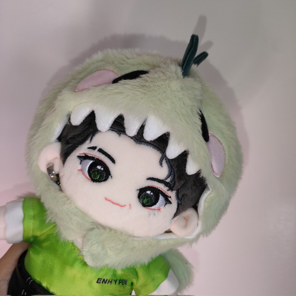 _tdpeach's tweet photo. — happymail | @shop_orionph @stocks_orionph 

Jay Enhypen 20cm doll haver! I even tried copying the Fever outfit. Lack of materials but I still love the outcome ❤️ Super responsive ni seller. This is my 2nd doll from them 🥺 Get yours na BlueJays before mag OOS! Limited lang yan https://t.co/VgI28dEfIN