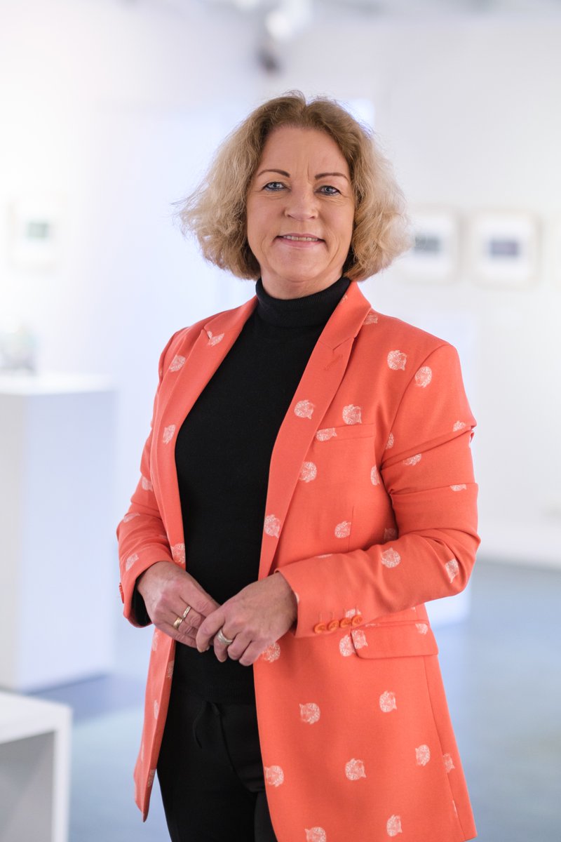 CDAOverijssel's tweet photo. Margreet Bosma uit Zwartsluis staat op plek 10 op de kandidatenlijst van CDA Overijssel voor Provinciale Staten. Ze stelt zich graag aan je voor: https://t.co/TSfLzKkv2J #meermagreetmeerwij #minderikmeerwij #psov2023 #voorheelnederland @margreetbosma1 @CDAOverijssel https://t.co/XvbsVlMcgf