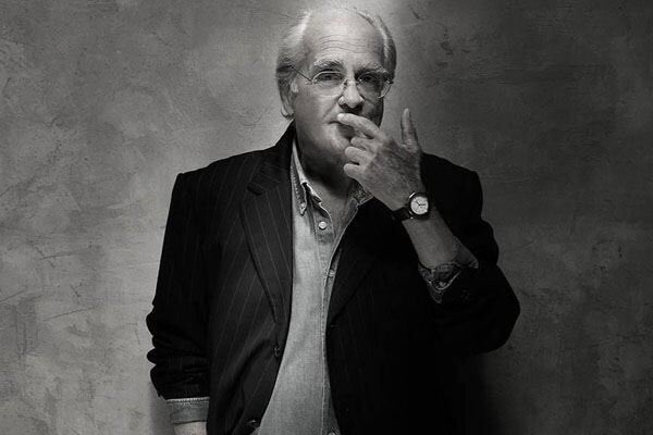 ClassicFilm2's tweet photo. « Depuis mon enfance, mon ambition est de vivre complètement dans la musique. Mon rêve est que rien ne m'échappe. C'est la raison pour laquelle je ne me suis jamais arrêté à une seule discipline musicale. »

Le fabuleux #MichelLegrand 1932-2019✨🎂 https://t.co/rtI8BmNSkC