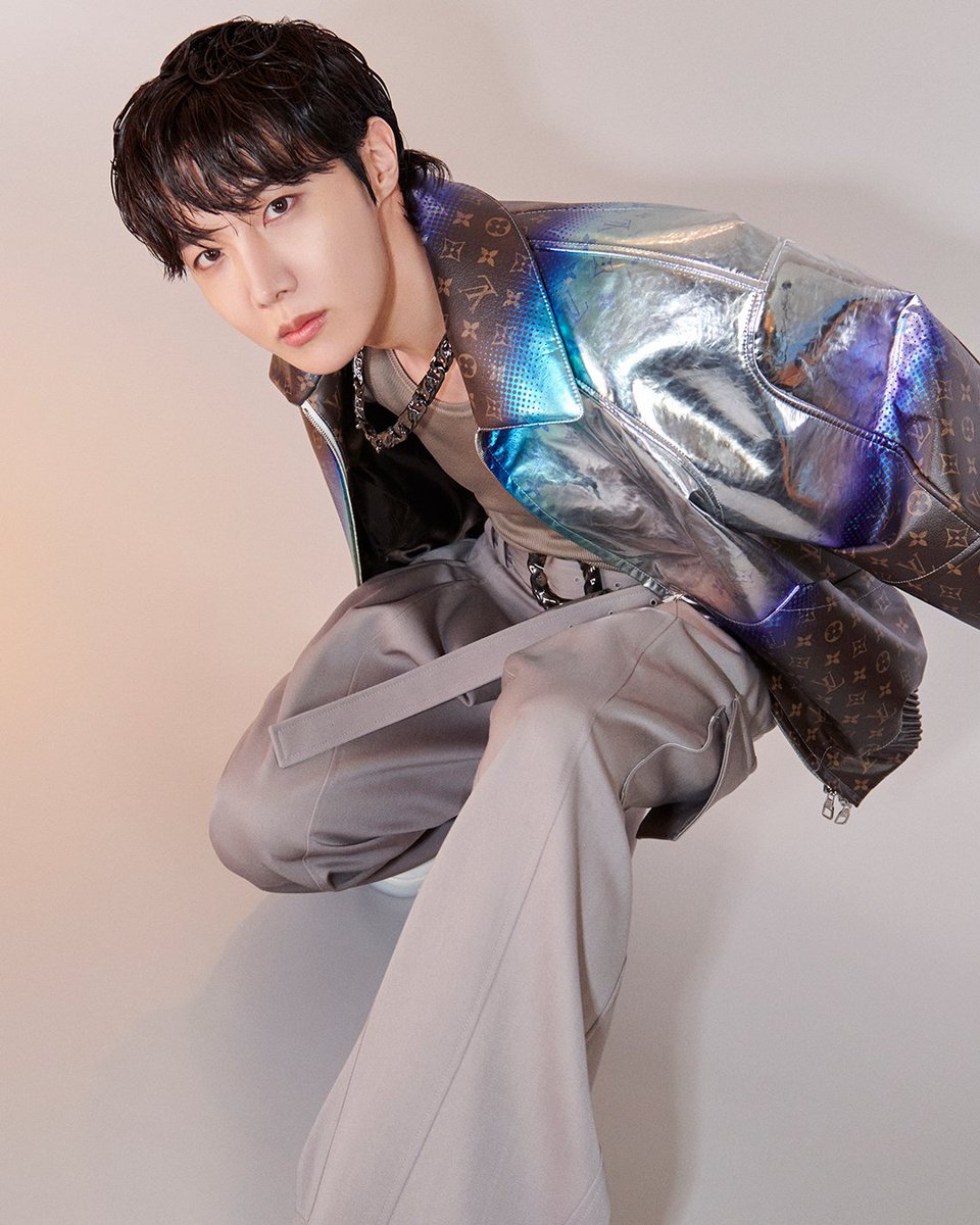 #jhope for #LouisVuitton. The Maison is pleased to announce that the world-renowned rapper-singer-songwriter, and music producer will be joining as new House Ambassador. #BTS