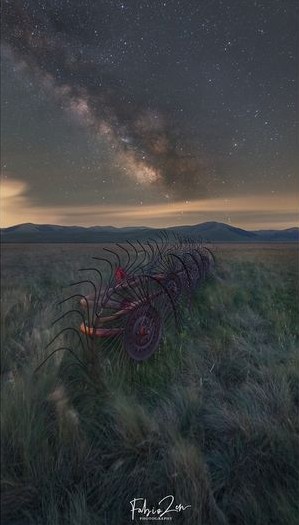 Astroshop_de's tweet photo. Was für ein fantastisches Foto! Teilt Eure Fotos mit #cosmospic #astroshop #MadeWithMiniTrack
#Omegon Mini Track LX3

Credit: Fabio Zen

📌 Wiesen von Castelluccio di Norcia, Perugia, Italien

⚡ Milchstraße 

#space #universe #nightsky #astro #cosmos #astronomy #astrophotography https://t.co/vbWXVVDogC