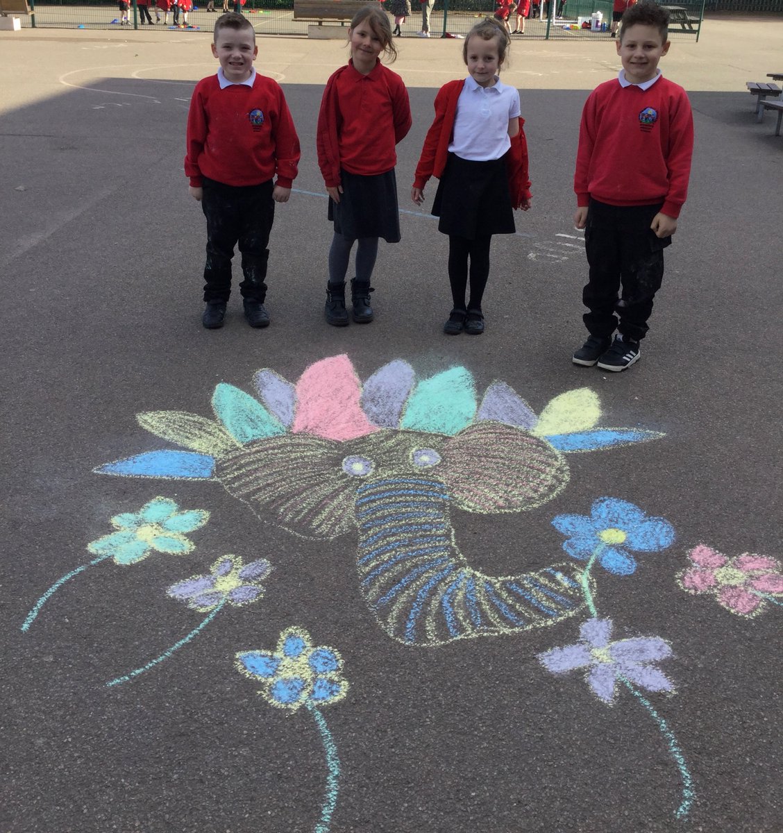 Here the children are bringing their learning outside and are having a go at making a rangoli pattern. <a href="/RedscopeSchool/">Redscope School</a> <a href="/MrsTaylorClass2/">Mrs Taylor</a>