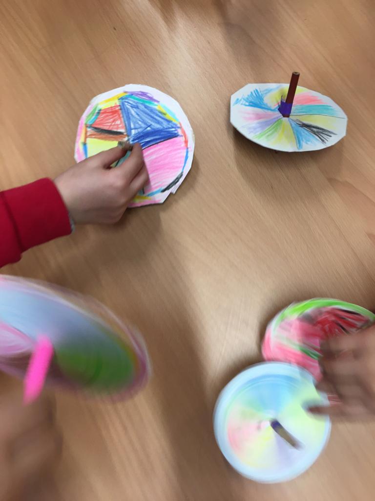 Art club were inspired by the colourful patterns work of <a href="/YinkaIlori_/">Yinka Ilori</a> and created these fun spinning tops! <a href="/SouthwarkDBE/">SDBE</a> #artforall