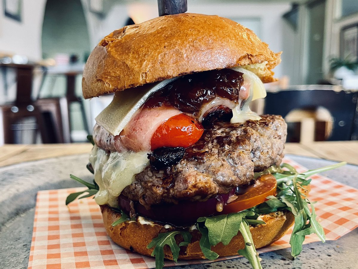 jackAlmo tweet media