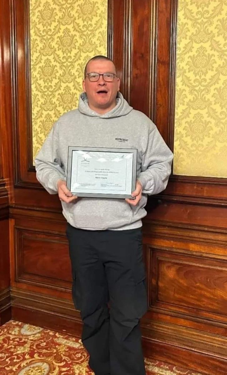 From scheme boy to college graduate. 

Well done to our prison mentor Kevin for completing his Cosca counselling course and creating the best new version of himself.

This is the outcome when we invest in others 🤗