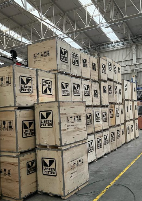 Lister_Petter_'s tweet image. These two week, we are glad to see that the new engine STARLITE SERIES has been welcomed by everyone and orders keep coming in.
These 240 pcs STARLITE SERIES engines are well packed and ready for shipment in 2-3 days.
#engine #powerEngine #dieselengine #listerpetter