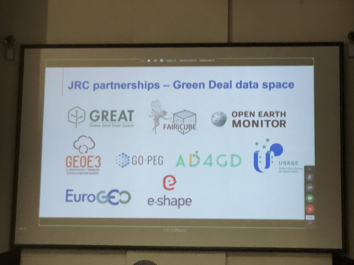 AnttiJakobsson's tweet photo. @MarcoMinghini today at @opengeospatial Europa Forum #GeoE3 one of the projects working for the Green Deal Data Space https://t.co/jT1TfVi54j