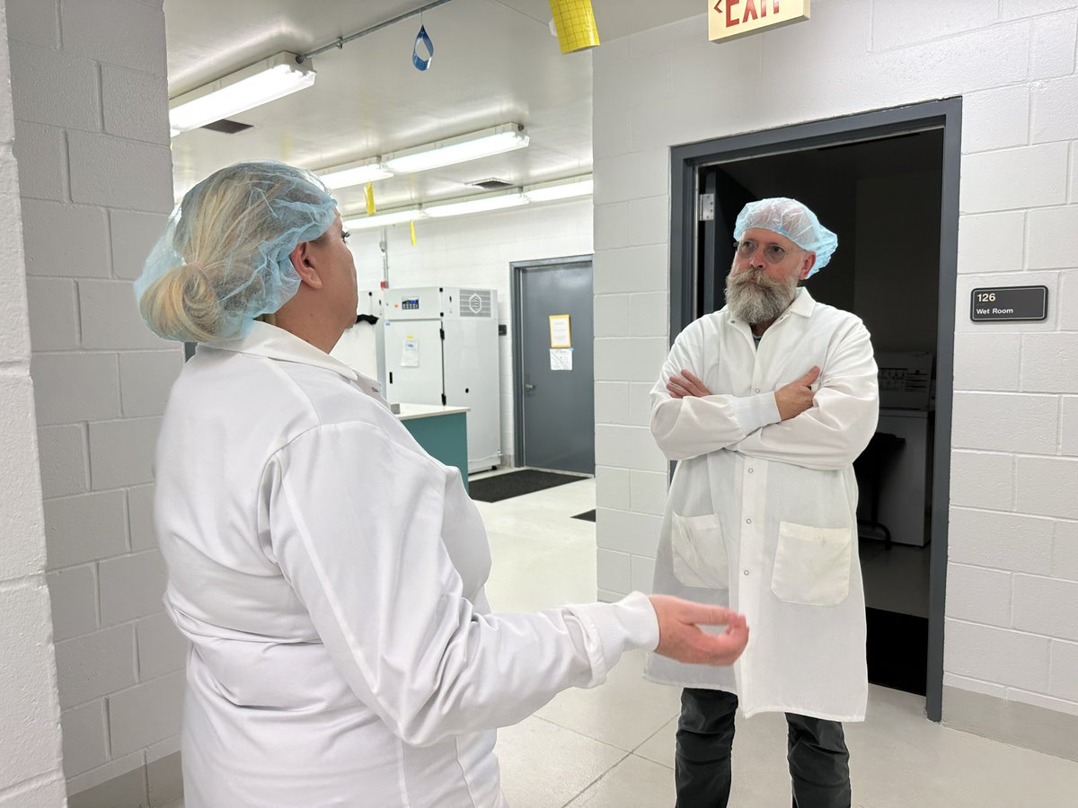 Dr. Matthew Thomas, who leads the #UF_IFAS Invasion Science Research Institute, joins #UFIFASIRREC professors Dr. Carey Minteer and Dr. Nicole Quinn on a tour of the Norman C. Hayslip Biological Control Research and Containment Laboratory. 

#NISAW2023 #MinteerLab #QuinnLab