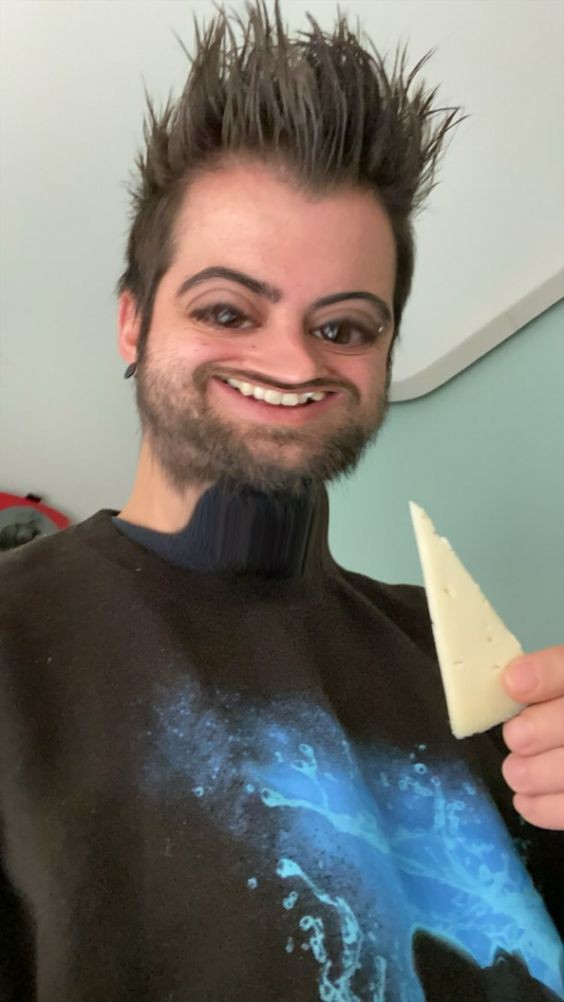 Xetino3's tweet photo. @_Guada7 @auronplay Se me hace difícil imaginarme a esta persona haciendo contrabando de algo que no sea zumitos https://t.co/xbFiXjTkuH