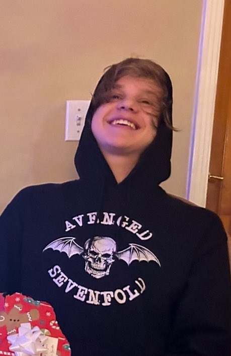 Kings_Schools's tweet image. 𝐖𝐄 𝐍𝐄𝐄𝐃 𝐘𝐎𝐔𝐑 𝐇𝐄𝐋𝐏!

We have two @Kings_HS sophomores who we believe have run away together. Last seen leaving KHS today after school. 

If you know the whereabouts of Logan Dunn &amp;amp; Ella Cecrle, please contact Deputy Barker at 513-398-8050, Ext. 13057. Thank you!