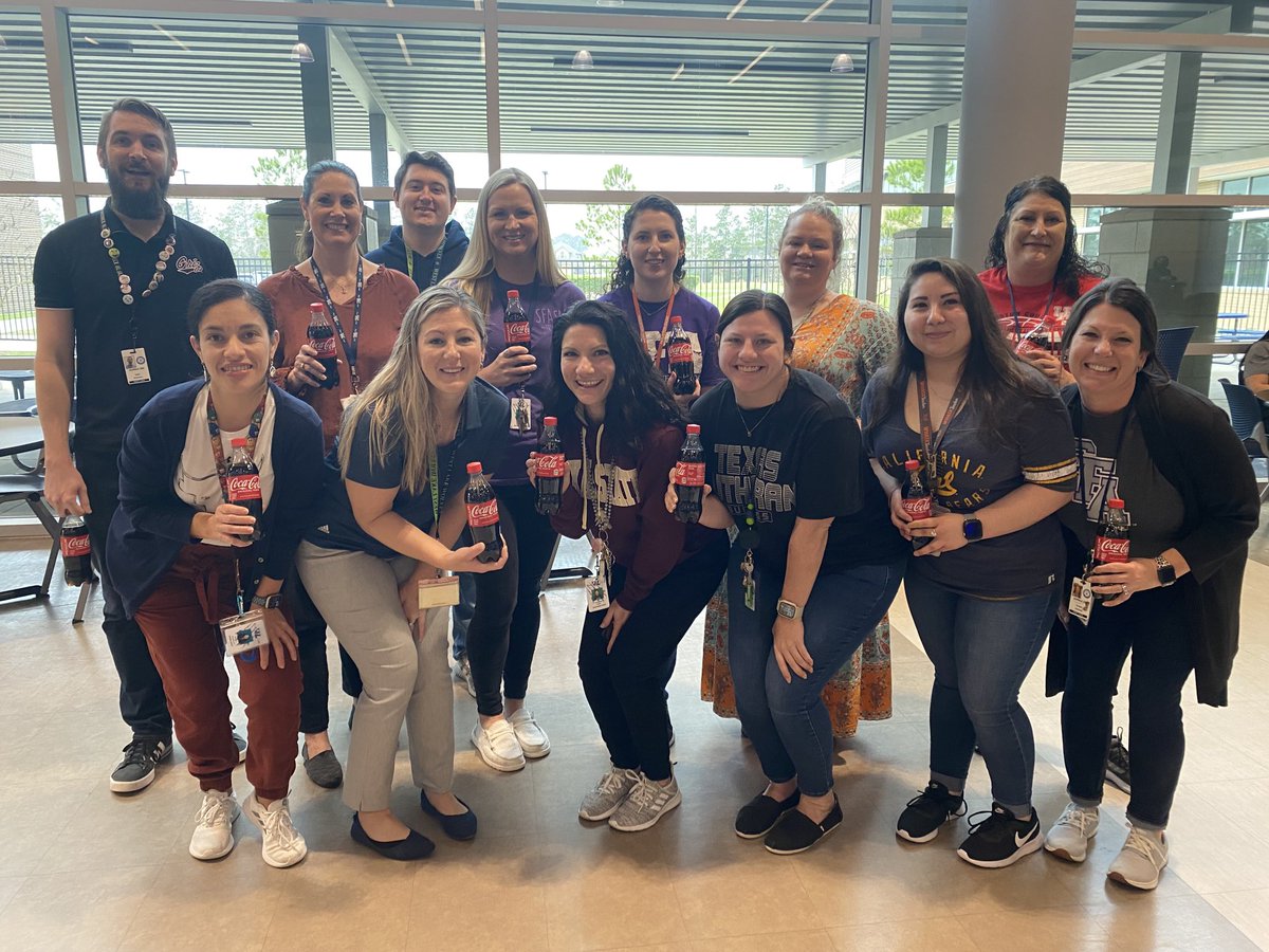 Dr. Kelly Cox (@kellycoxwlms) on Twitter photo I love to hear what teachers say about their colleagues! “Compliment and a Coke” recipients this week! <a href="/HumbleISD_WLMS/">West Lake Middle School</a> <a href="/DrWash_Leads/">Joey L. Washington</a> I love to hear what teachers say about their colleagues! “Compliment and a Coke” recipients this week! <a href="/HumbleISD_WLMS/">West Lake Middle School</a> <a href="/DrWash_Leads/">Joey L. Washington</a>