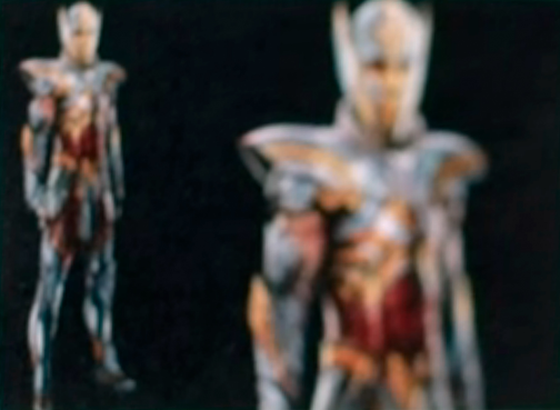 *Thinking outloud*

Wonder Woman 1984 promotion featured her gold armor heavily, and we only saw it in action for a sad amount of time.

What if KotZ is doing the opposite? reserving the fancy design only for the climax of the movie and none on the promo? https://t.co/vXxeK4HCB0