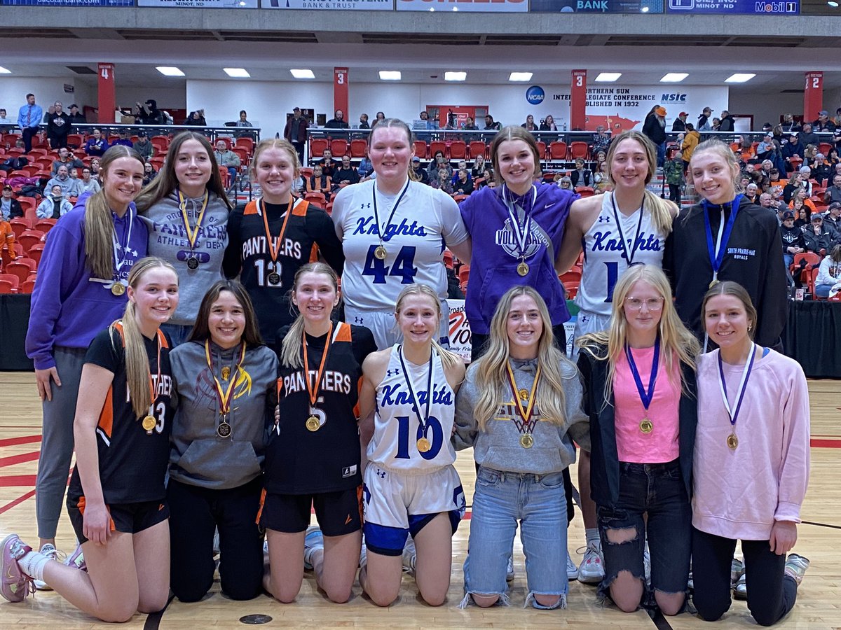 All-Region 6 Team #NDpreps 🏀

Kylie Simpson
Emma Jones
Mykell Heidlebaugh
Aubrey Griedl
Kyra Beckman
Elise Altringer
Skotti Beck
Joey Wolf
Kimberly Tabarez
Kendyl Hager
Maya Vibeto
Ellie Braaten
Sophie Bachmeier
Maggie Rovig
