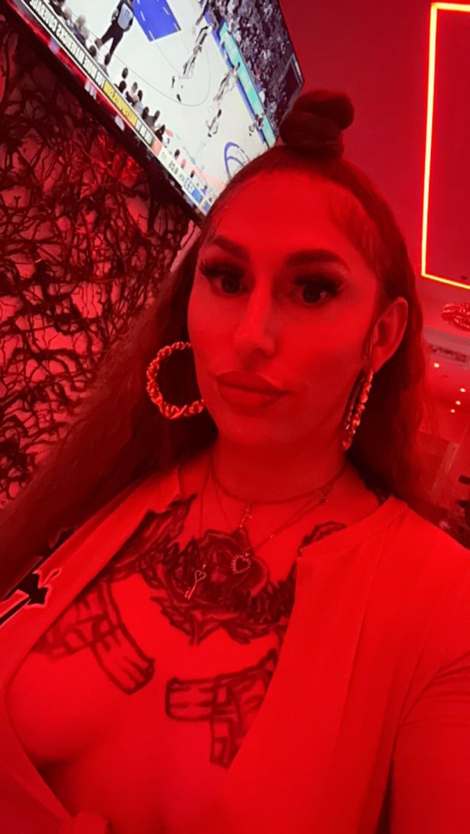 king Kylie TS 👸🏼 Top 3% Onlyfans on Twitter: "😘"