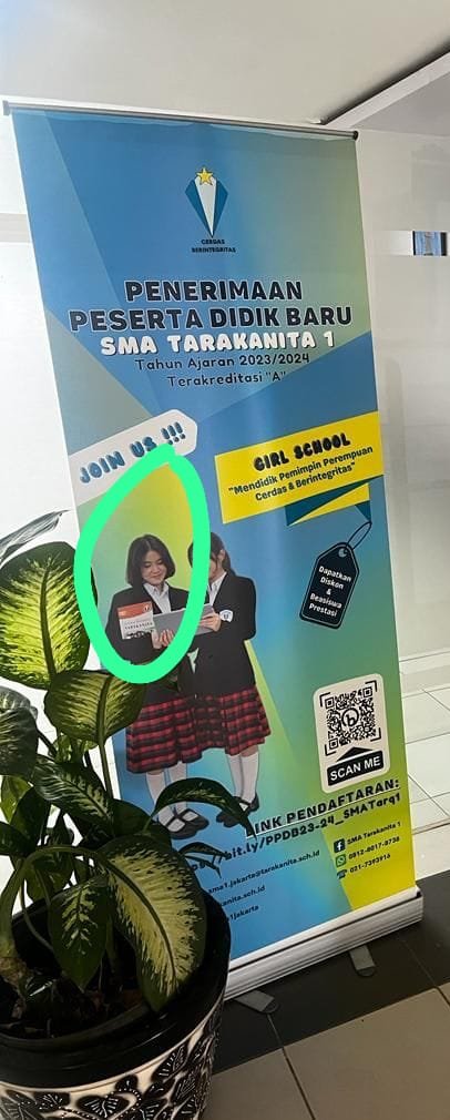MurtadhaOne1's tweet photo. Agnes  jadi icon nya SMA Tarakanita 1 https://t.co/RHBth3KH8H