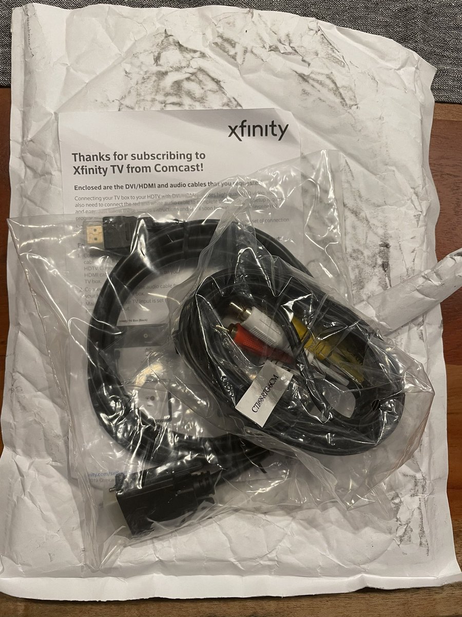 mep1's tweet photo. #comcast #xfiniti took several calls with customer service to order 12ft of coaxial cable (cable that came with modem too short). This is what I received. Someone at xfinity able to send me the correct cable?? https://t.co/zccuuYe9Xv