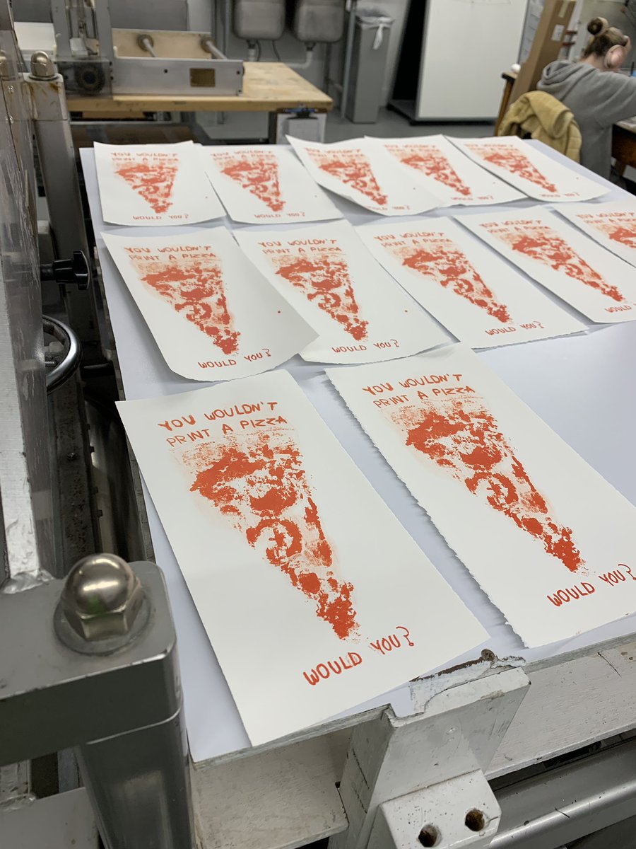 a_braincell's tweet photo. @LilahSturges fund my pizza print making pls https://t.co/raOttoUCIh