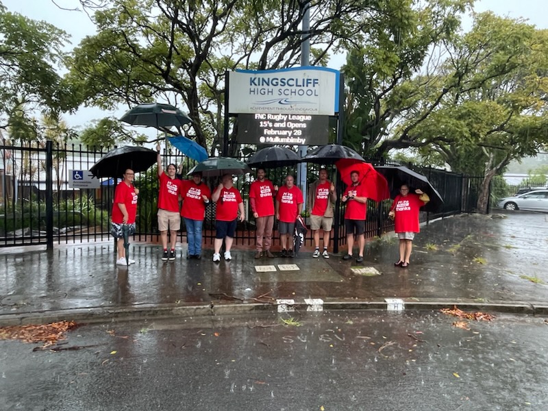 TeachersFed's tweet photo. .@smitchellmlc's tour of marginal seats continues 🥱 Rather than explain why the govt. continues to ignore the unsustainable workloads &amp; uncompetitive salaries of teachers the minister and local MP turned their backs &amp; walked away. Teachers in the Tweed deserve #MoreThanThanks https://t.co/4sNgEwv7Te