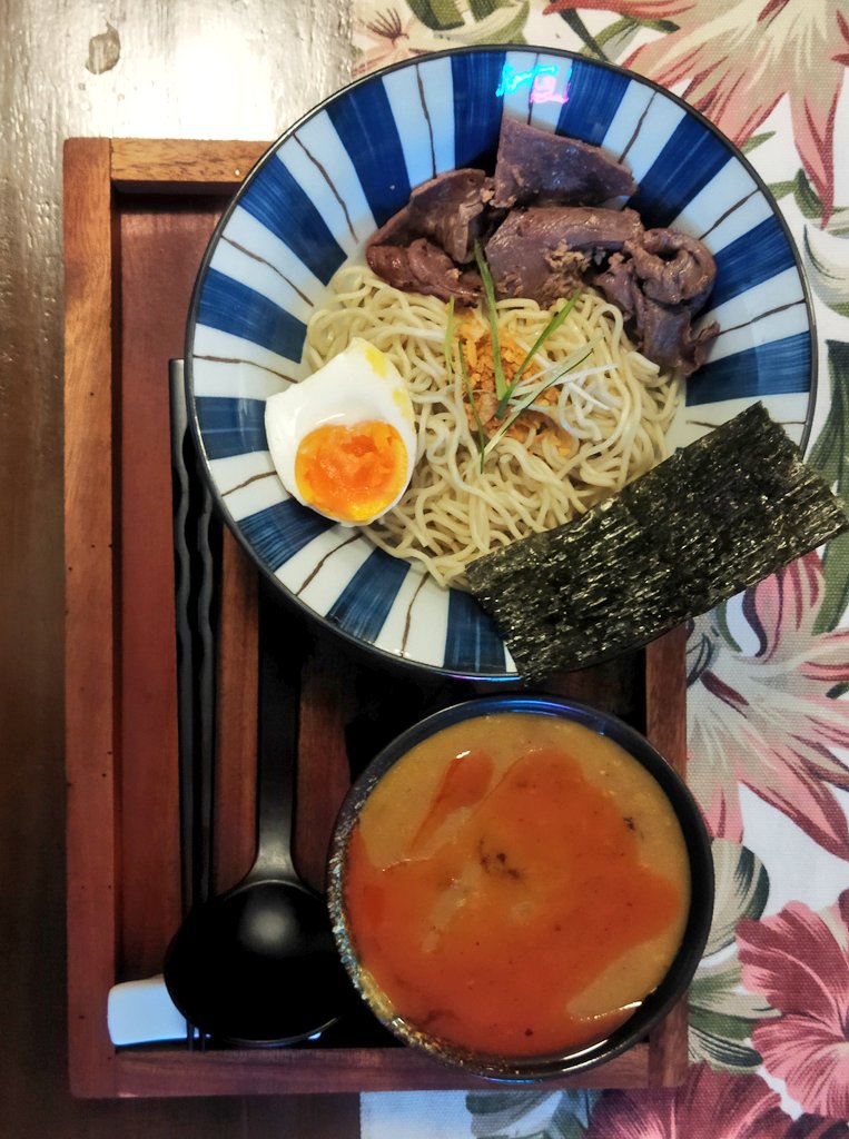dextrahere's tweet photo. @FFOODFESS Ichisan Ramen, Tanjung Duren &amp; Rokuni Ramen Kitchen, Bekasi https://t.co/dNn93sElcQ