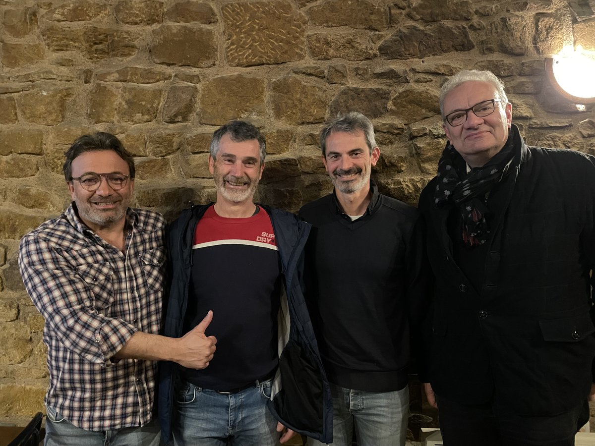 VieiraMich's tweet photo. Je souhaitais parler du travail extraordinaire de l’#association Altairnativ’
Elle a pour mission de #reboiser des espaces laissés en friches ! L’objectif est la création d’espaces de #biodiversité, de puits de carbone et d’ilots de fraicheur 🌿
➡️ https://t.co/LemSTPhvyB https://t.co/KpJ1us0dhC