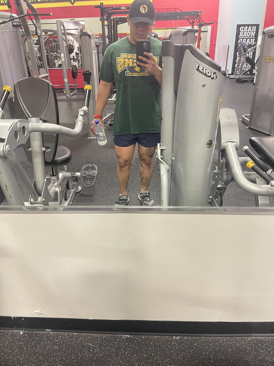 Juan1Marcial's tweet image. A little legs before the jog in the am… 👺🦵🦵🦵 #trainhard #1mr #quadswant2grow #JM4hire #ima🦵so I do🦵s