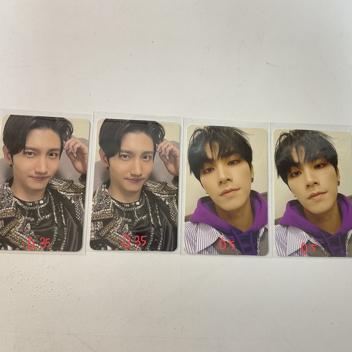 2021 작년 smcu 동방신기 최강창민 웨이션브이 wayv 단체버전 포카 양도합니다! 가격은 아래 봐주시구요, 준등기로 보내드립니다! 편하게 연락주세요😄

Smcu 단체 동방신기 유노윤호 소녀시대 웨이브이  nct 엔시티 드림 127 에스파 샤오쥔 양양 윈윈 헨드리 텐 쿤 닝닝 카리나 윈터 지젤 포토카드