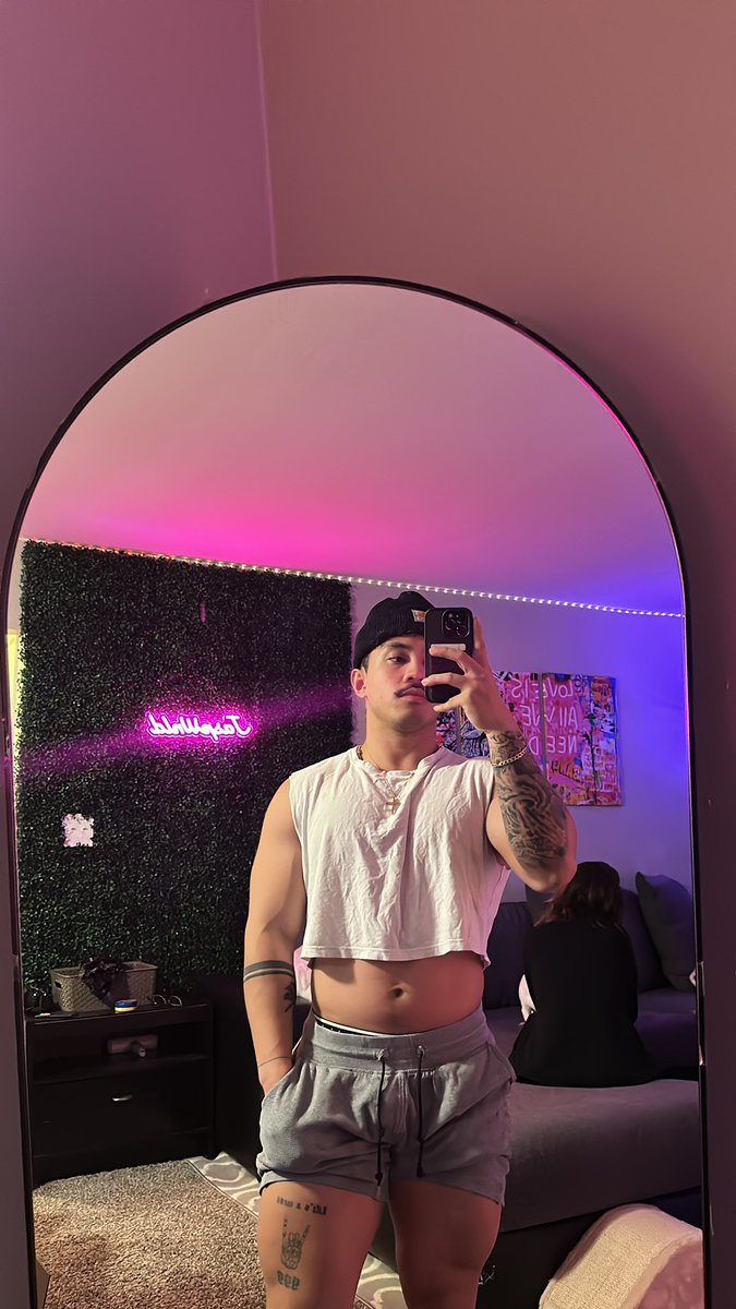 JaspWrld's tweet photo. Wait til I cut this shit gon look soo good https://t.co/mN0RoHKA3t