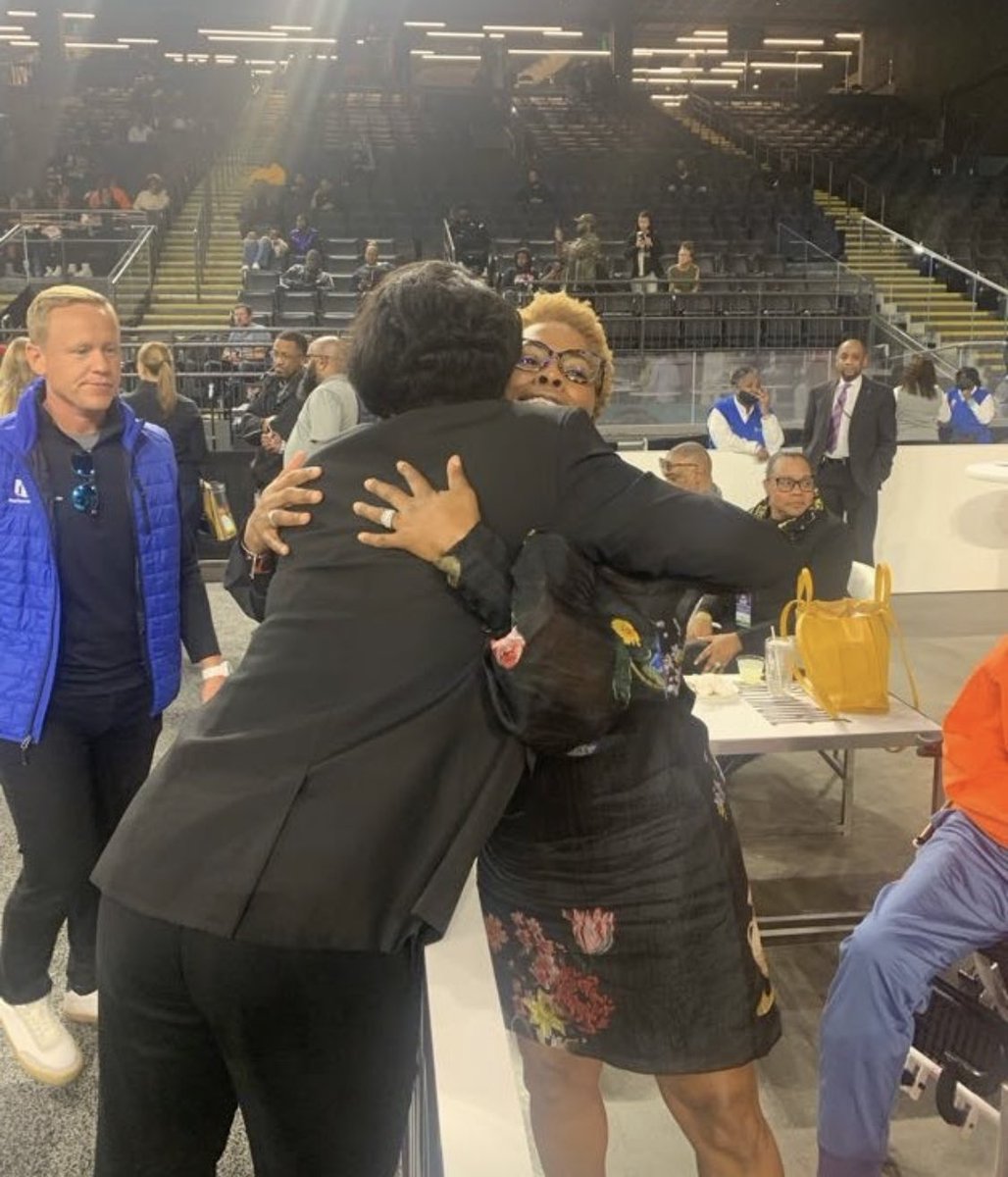 CIAACommish's tweet photo. Day 7 - This is what @Nationwide  Day @CIAAForLife feels like #titleix50 #livethelegacy #ciaaforlife #empowherment #creatingnewmemories #Bmore https://t.co/iBZwSjpp2A
