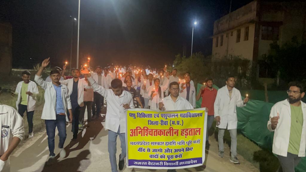 ChadokarPrinci's tweet photo. #increaseMpVetStipend
#CREATE_NEW_POSTS
@MLApremsinghBJP
@JagdishDevdaBJP
@ChouhanShivraj
@zeeMPCG
@abplive
@officeofnath
@digvijaya_28 https://t.co/NLgJRjhcQD