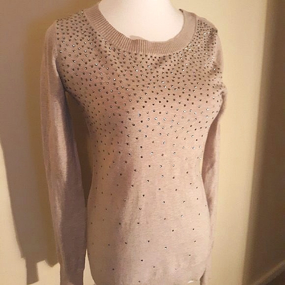 So good I had to share! Check out all the items I'm loving on <a href="/Poshmarkapp/">Poshmark</a> from <a href="/parlor1/">Karen Parlor</a> #poshmark #fashion #style #shopmycloset #lizclaiborne #ellentracy #express: posh.mk/pVxZdCiHFxb