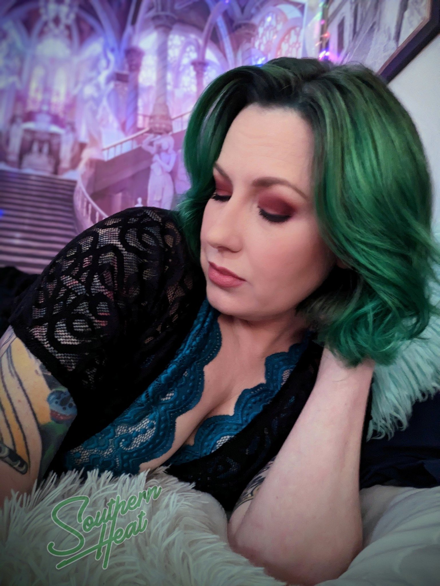 Nothing like that first day color 🤌💚 #altgirls #creator #womenover40 #pulpriot https://t.co/F2MrgPxlvT