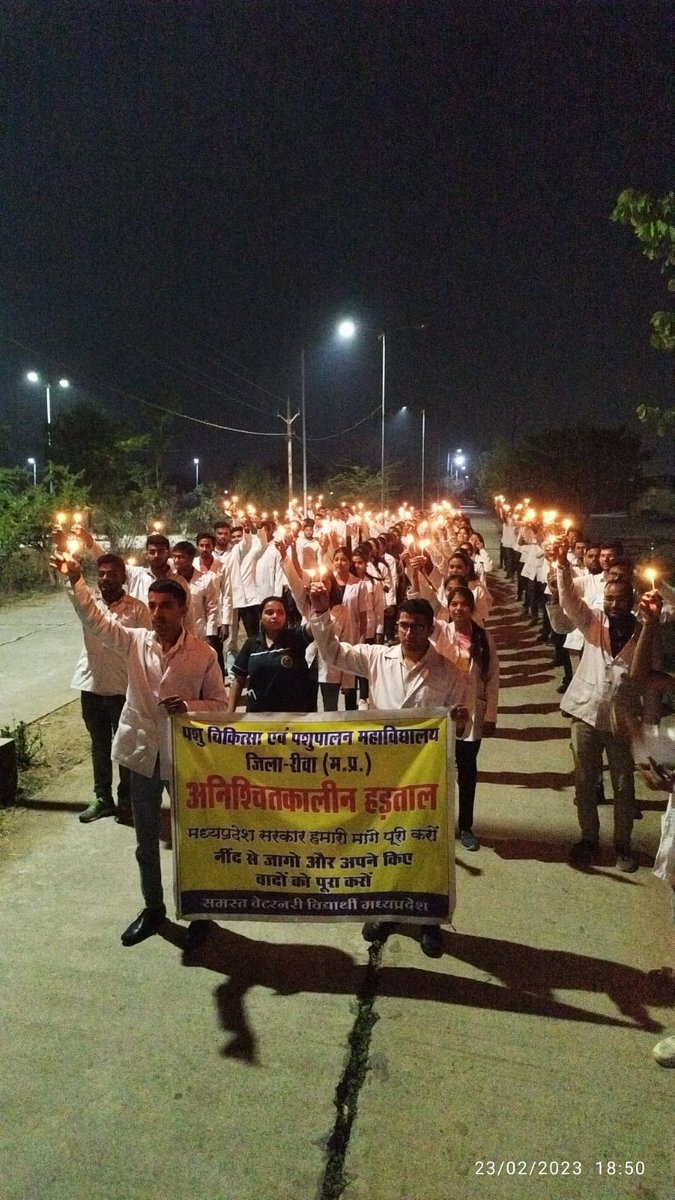 PREETIY37388724's tweet photo. #increaseMPvetStipend
#VetStandUnited
#मध्यप्रदेश_शासन_होश_में_आओ
@ChouhanShivraj 
@narendramodi
@drnarottammisra 
@JagdishDevdaBJP 
@rshuklabjp 
@SonuSood 
@presidentVCI https://t.co/E81BWx4OCh