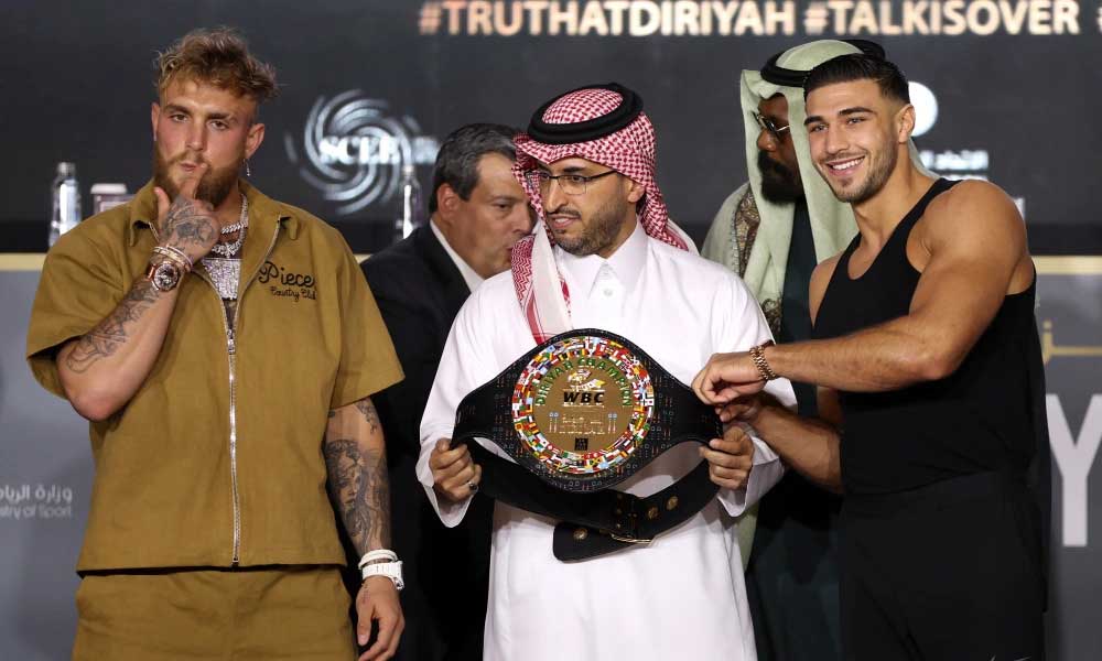 recentnewshead's tweet photo. You Won’t Believe What’s Happening in the Jake Paul vs. Tommy Fury Boxing Match – Must See! https://t.co/5PNIC9lGDH 
#JakePaul #TommyFury #BoxingMatch #InternetVsTradition #MustSee #WhoWillWin https://t.co/X3KxVuq7Cp