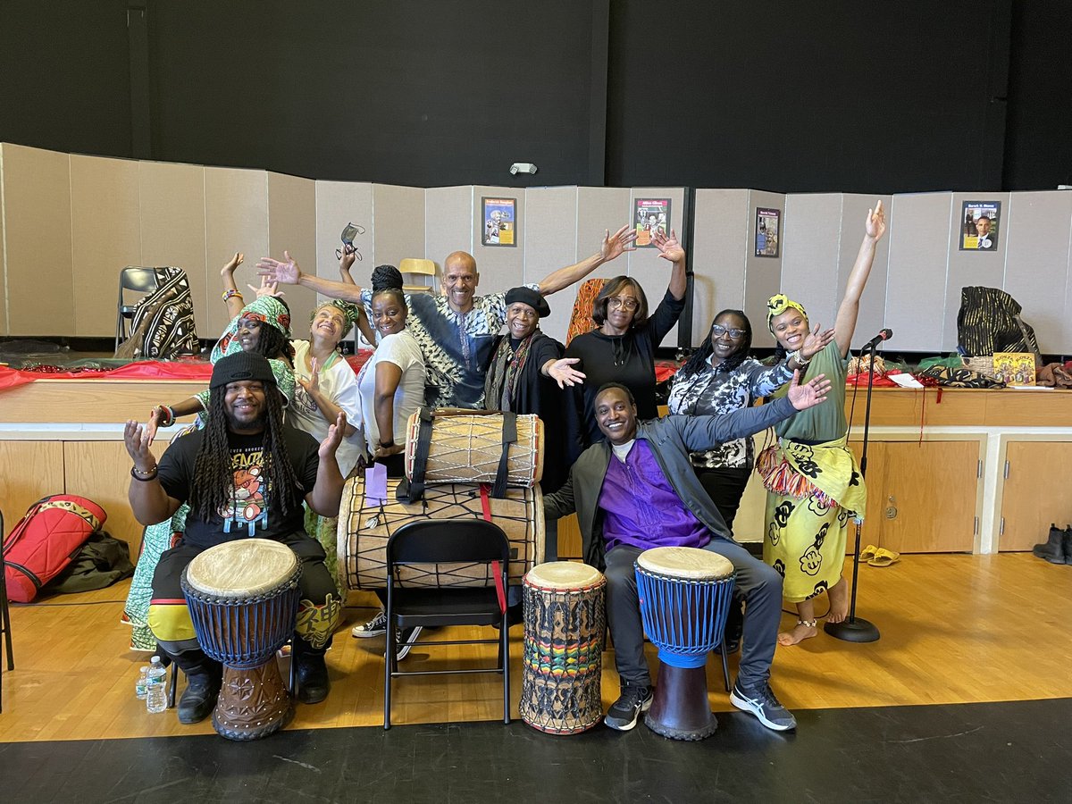 GetYourGoddess's tweet photo. 💃🏾💜Talk about AN AWESOME TIME with AMAZING PEOPLE!  I LOVE doing African Dance workshops with the Chrysalis Project!  You ladies are always doing positive things for the community!  ASHAY TO YOU ALL!  🎉

#africandance
#westafricandance
#africandancer
#author
#audreydavisdumning https://t.co/v3XM13L8ER