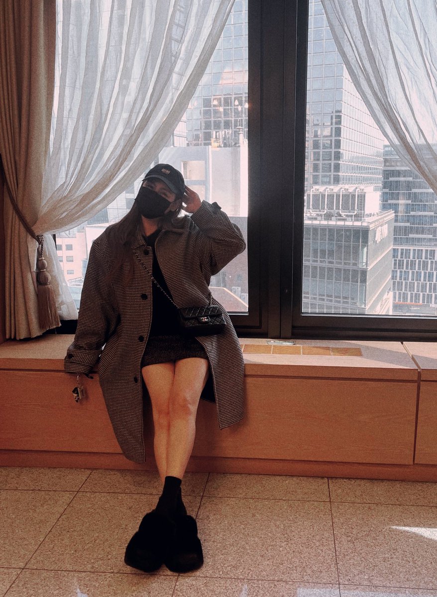 nn94_97's tweet image. มาที่นี่ใส่หมวก #astrostuff บ่อยสุด อากาศเย็นผมไฟฟ้าสถิต ไหนจะลมอีก 😂🤣