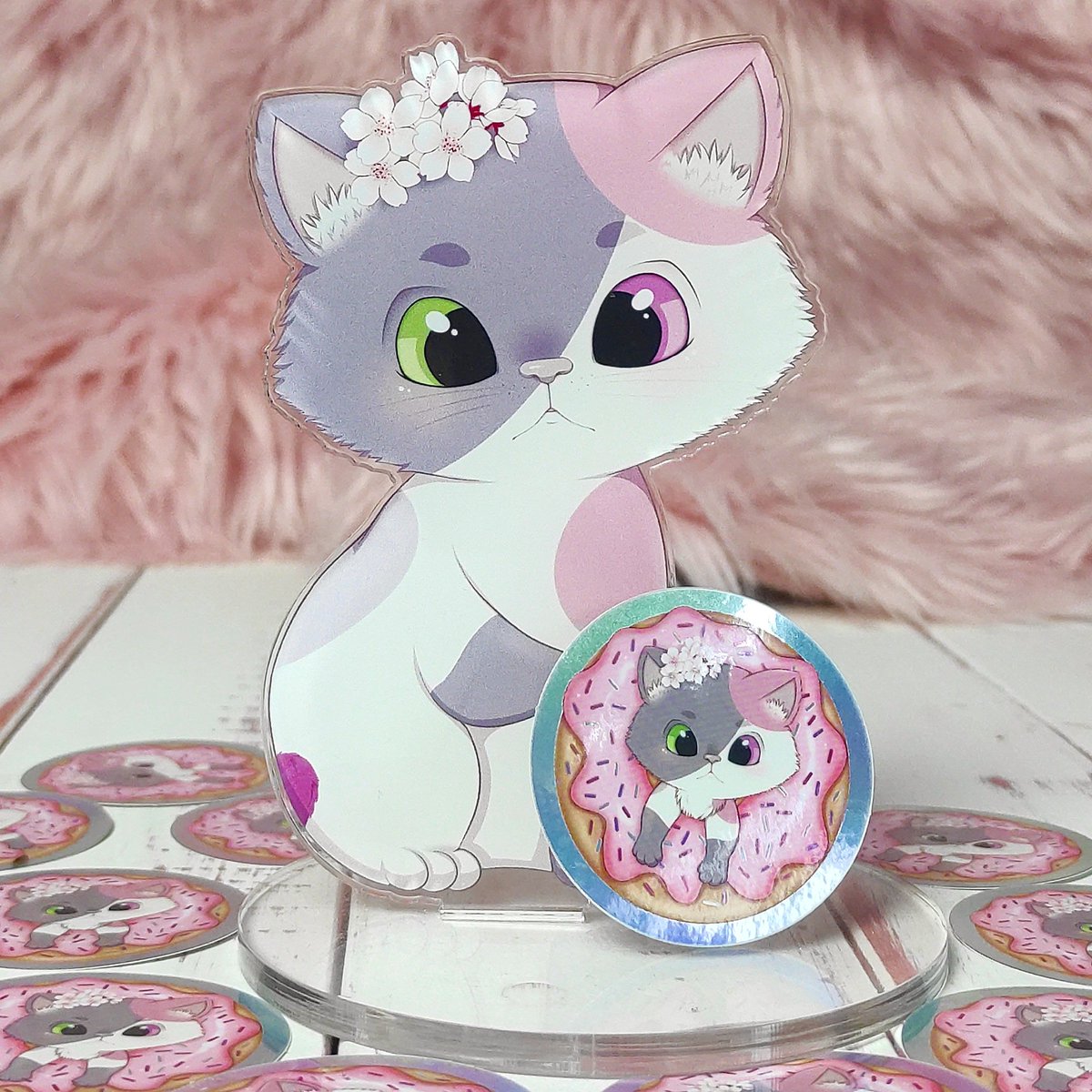 JStuffde's tweet photo. 😺Werbung😻 Unsere neuen Sticker-Goodies sind da!
Mochi präsentiert voller Stolz den Mochi-Donut Sticker, welcher jetzt jeder Bestellung gratis beiliegt.
#sticker #stickerapp #stickerporn #jstuff #jstuffde #jstuffshop #jstuffneko #neko #mochi #catsofinstagram #illustrationart https://t.co/ep1H73OLg7