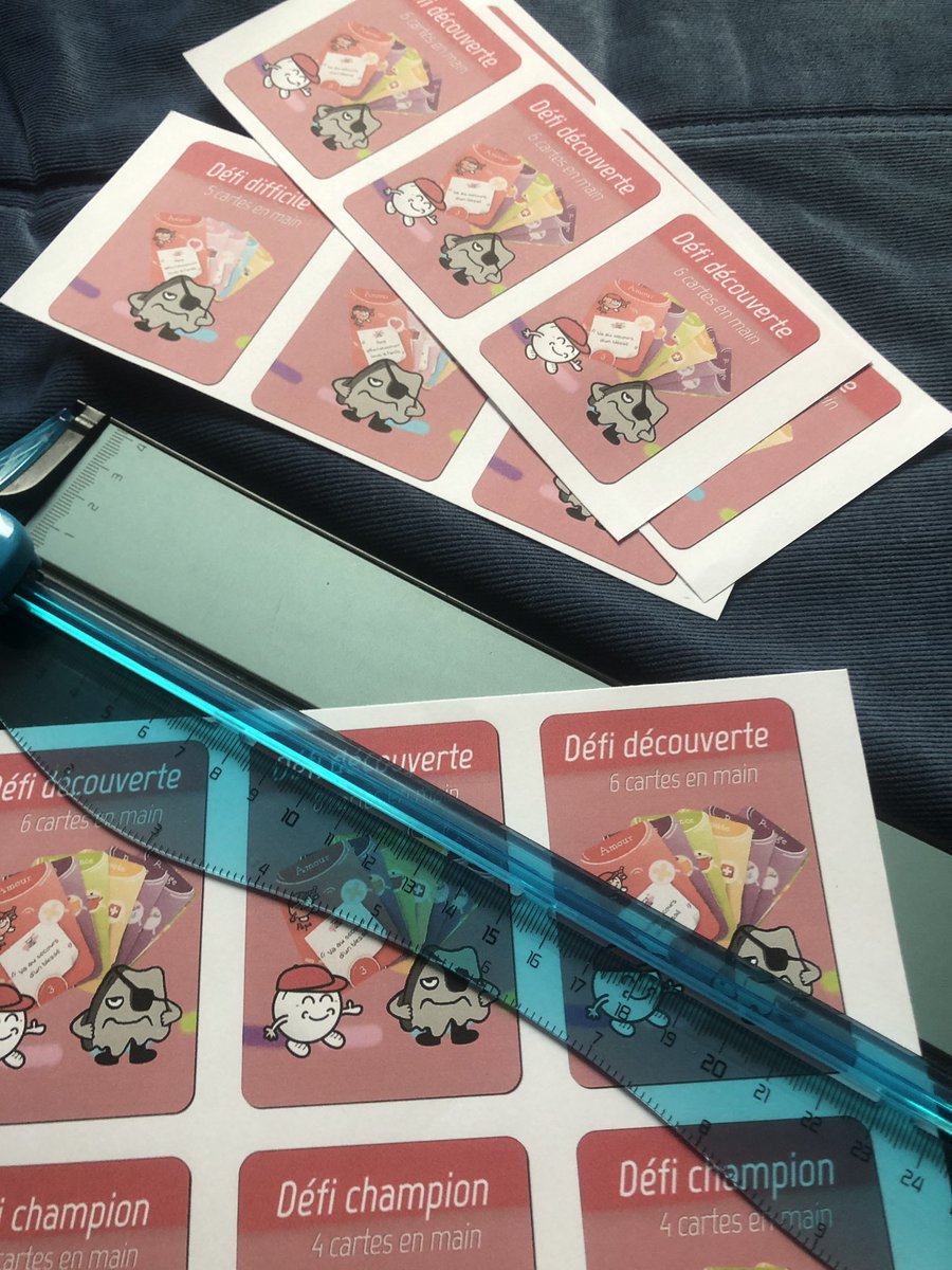 CitizenLineFR's tweet photo. La #Citizenline présente les cartes proto des objectifs de Citizen Family aujourd’hui
#FIJ2023 #cérémonie #classement #victoire #festivaldesjeux #j2s #jeuxdesociété #Cannes #CotedAzurFrance https://t.co/2qP5QMv6M3