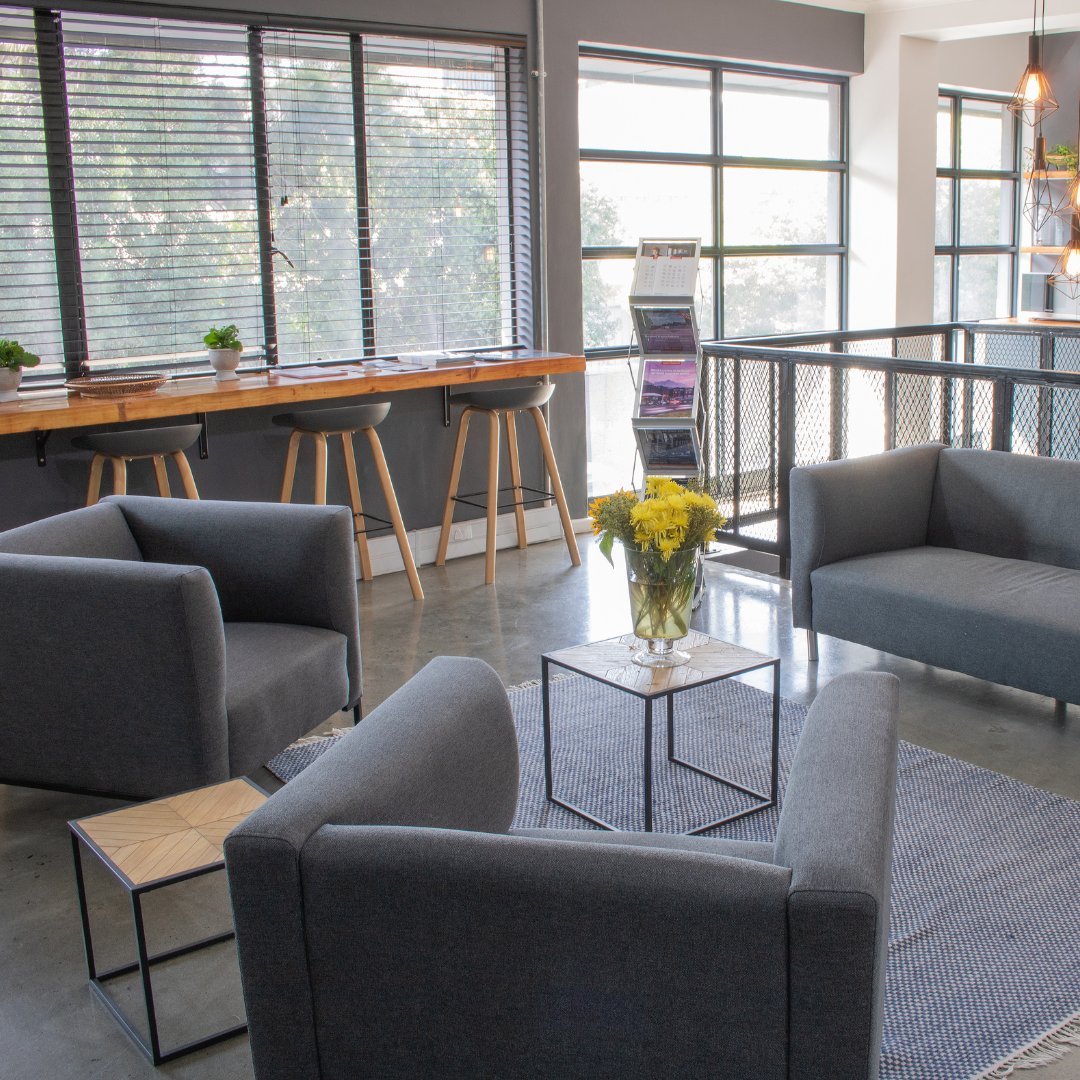 Inospace2's tweet photo. Move over, Zen gardens. The only thing I need to find inner peace is a cozy Inospace pause area and some good vibes.
#Inospace #pauseareas #ChillOutGoals #RelaxationNation #SofaSoGood https://t.co/spZN5PlxPe