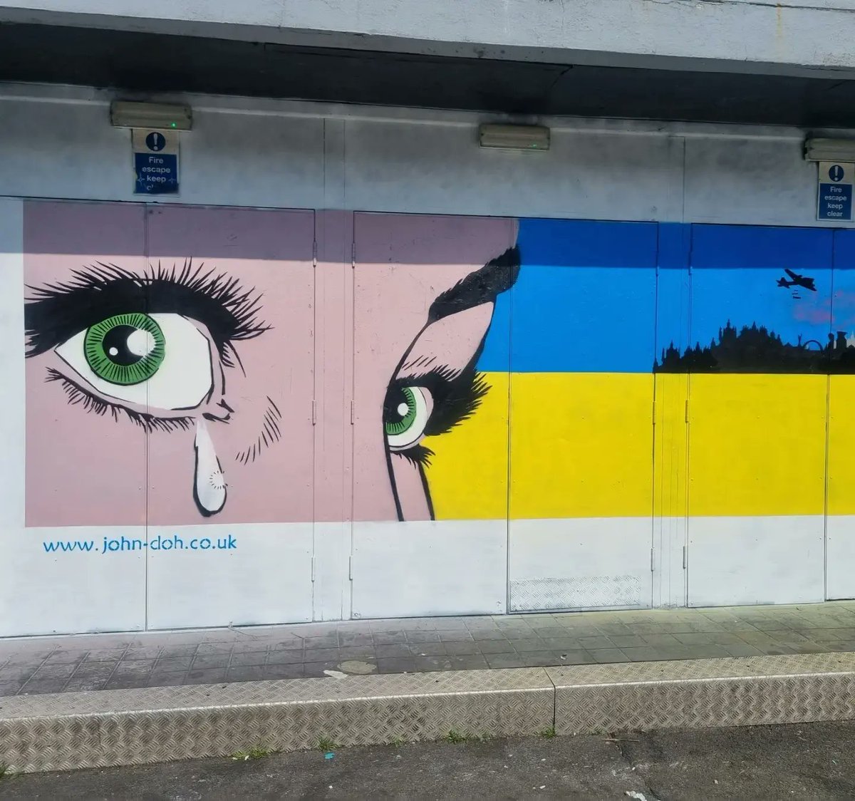JohnDohArt's tweet photo. Today marks 12 months since the Russian invasion of Ukraine .Here is some of my art that was painted to raise awareness &amp; show support 🇺🇦. @BristolLive @BBCRB
@BristolUkrSoc @Ukraine @PUMA4Ukraine @lee_moran @TristanCorkPost @MyArrse @Upfest @ZelenskyyUa @Plymouth_Live #Ukraine https://t.co/qhy0Uch7nY