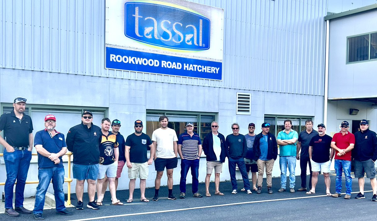 Last day of our #QFHtassietour and we were immersed in the world of aquaculture today. Thanks to #tassal for spending time today with us at the hatchery and the fascinating discussions that ensued. Makes sheep farming seem pretty uncomplicated 🐑 🐟 #zoetis #adama <a href="/TassalSalmon/">TassalSalmon</a>