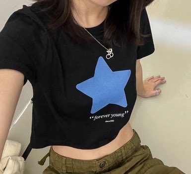 nchdaq's tweet photo. ॰｡ཻ˚♡𖠚໊ ช่วงนี้เสื้อยืดเสื้อใจ baby tee มันออกแนวน่ารักเกินไปมาก📿🍒เธรดนี้เลยจะรวมร้านที่ชอบไว้ให้! หลักร้อยทั้งหมด น่ารัก3000%🎧⭐️🦋 https://t.co/lrV0ITBjgB