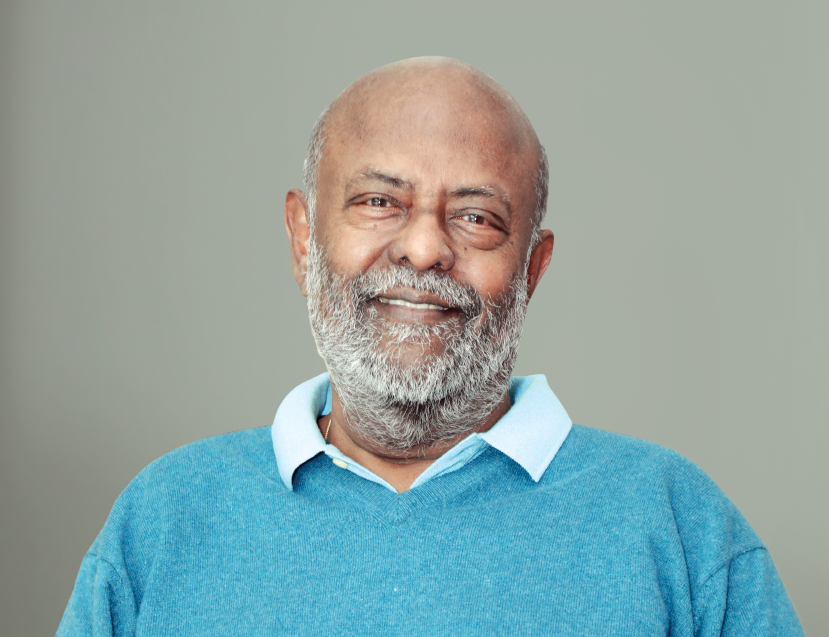 protosphinx's tweet photo. Left, veritable corporate slave. Studied IIT. Left abroad for higher ed. Took a job.

He's your God. 

On Right, the Best in Entrepreneurship India has to offer. Built the biggest Indian tech company with zero VC money

You barely know his name.

You get the heroes you deserve. https://t.co/i5fJtVNcT9