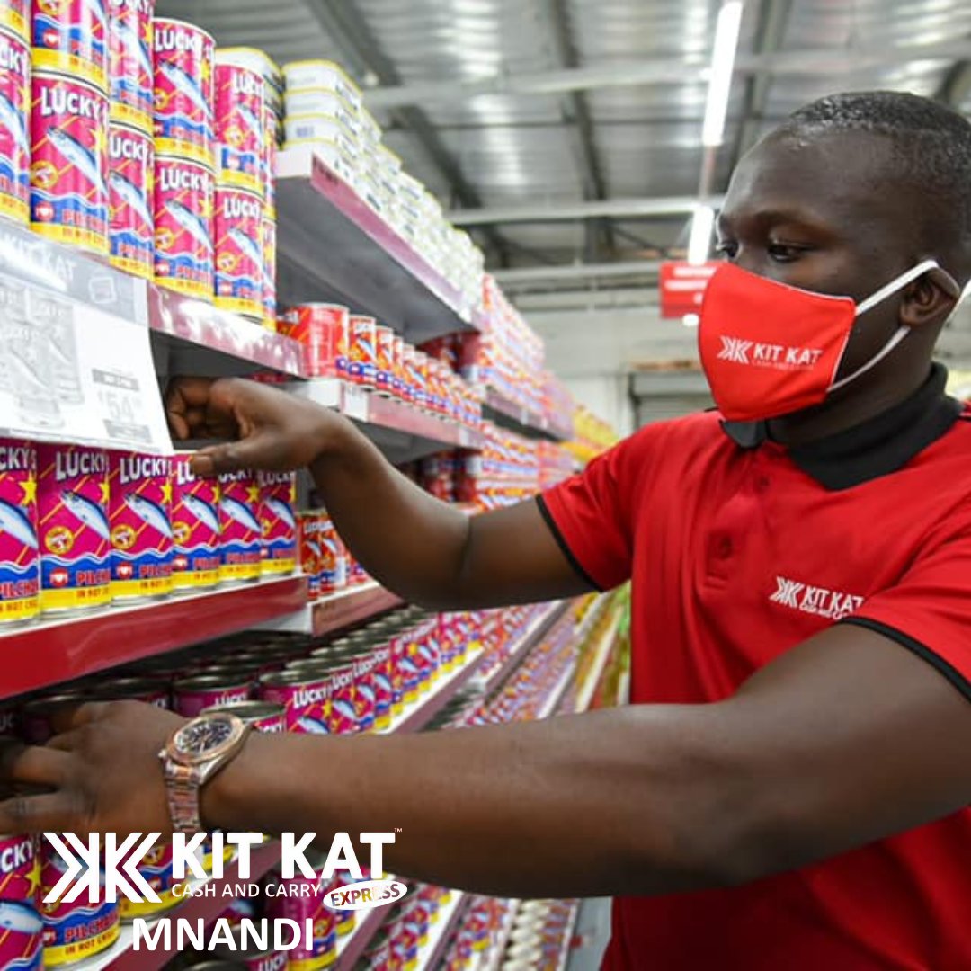 HOLA Kit Kat Express Mnandi, save BIG with BIG SAVINGS today! We're giving the first 500 customers a free hamper! 🎉 Come say hi.