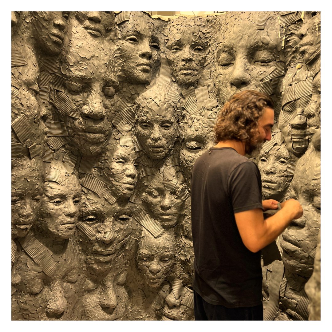 Behind the scenes look at an exciting project I have been working on.

#lionelsmit #lionelsmitstudio #bts #behindthescenes #sculpture #sculptingprocess #southafricanartist #art_dailydose #art_viral #art_we_inspire #artbynights #artcollective #artdiscover #artfeatureland