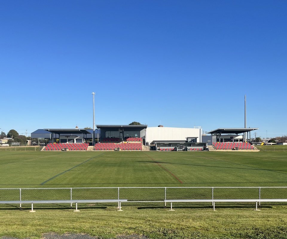 CostoJason's tweet photo. #WestWyalong’s #RonCroweOval looks in great shape, as the town prepares for the opening night of its 50th annual preseason competition, with $20,000 to the winning team! #RugbyLeague #Group20 #WestWyalongKnockout #NSWRL #NRL #CountryRugbyLeague https://t.co/P0QyskaBA7