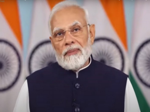 ani_digital's tweet photo. "G20 can transform lives by leveraging strengths while respecting needs, circumstances": Sitharaman

Read @ANI Story | https://t.co/AsNV0wJSsB
#G20 #PMModi #OpeningSpeech #FMSitharaman #FMCBG #Bengaluru https://t.co/WvMayW3juO