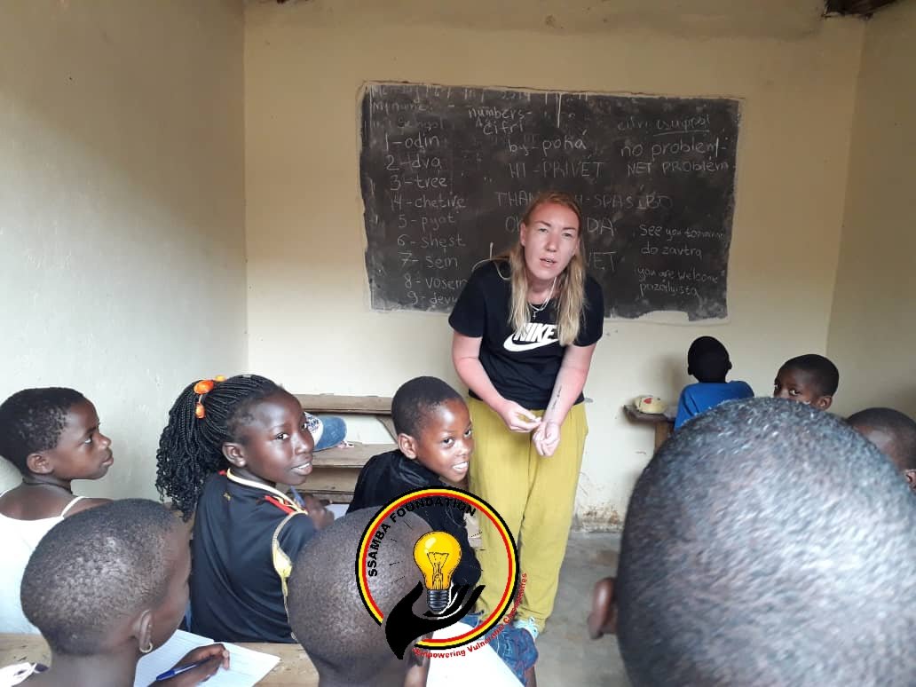 Volunteer as a language teacher at a local school in Uganda.

office@ssamba.org
ssamba.org

#volunteeruganda #volunteeringuganda #teachabroad #teachinuganda #teachenglish #teachgerman #teachspanish #ssambafoundation #languagevolunteers #volunteering #volunteerabroad