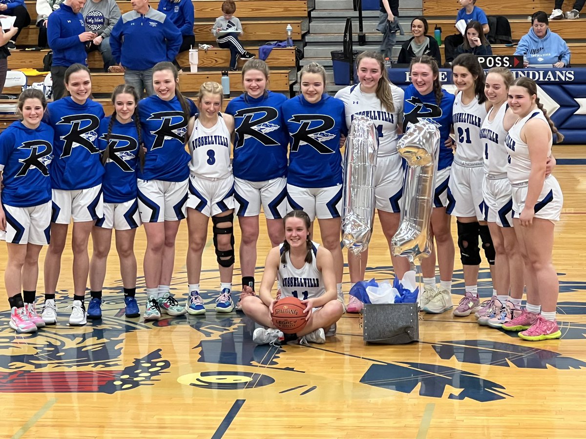 _cameron11_'s tweet photo. Just like that, my time in blue and white on the court is over. This team means more than the world to me, and I have loved being a part of everyone’s growth as a player. I am finishing my HS basketball career with zero regrets and many memories! Thank you @RHSLadyIndians 💙🤍 https://t.co/SjrPqYzoA4