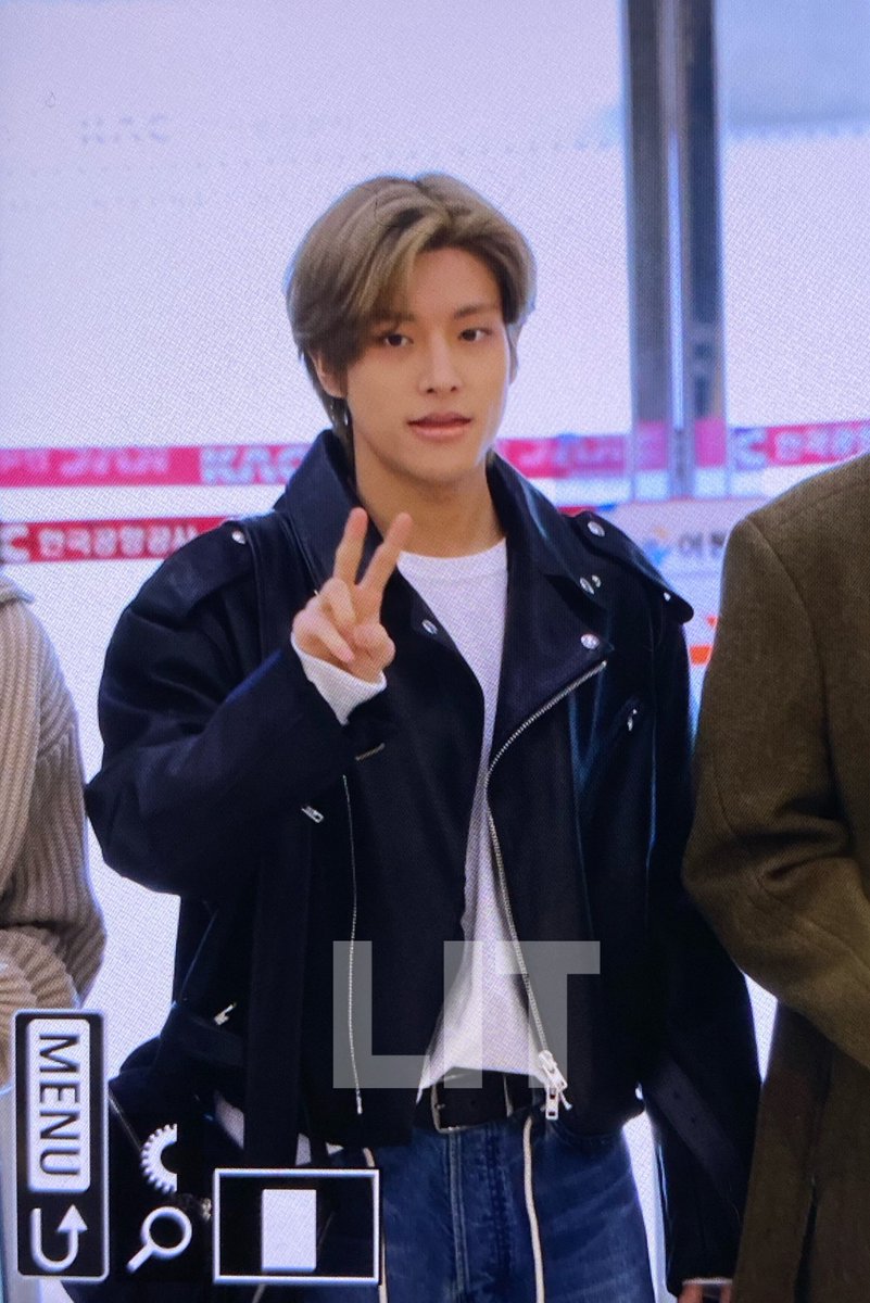 𝙇𝙞𝙩 tweet media